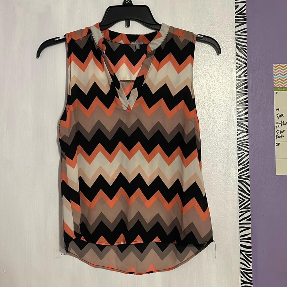 Chevron no sleeve blouse